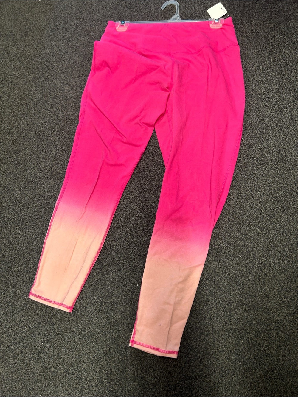 crown & ivy Hot Pink to Peach Ombre Leggings